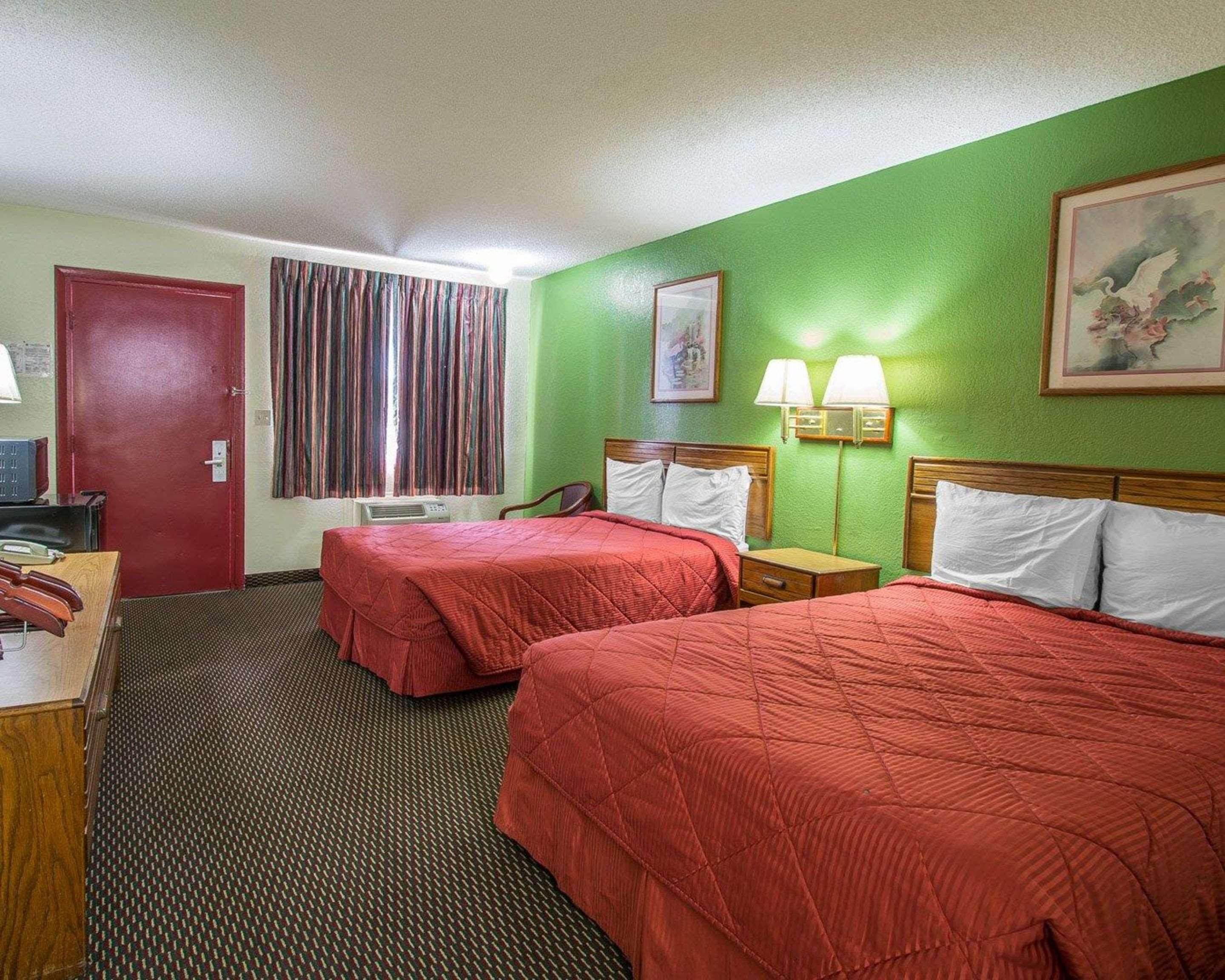 Rodeway Inn Fort Pierce I-95 Bagian luar foto