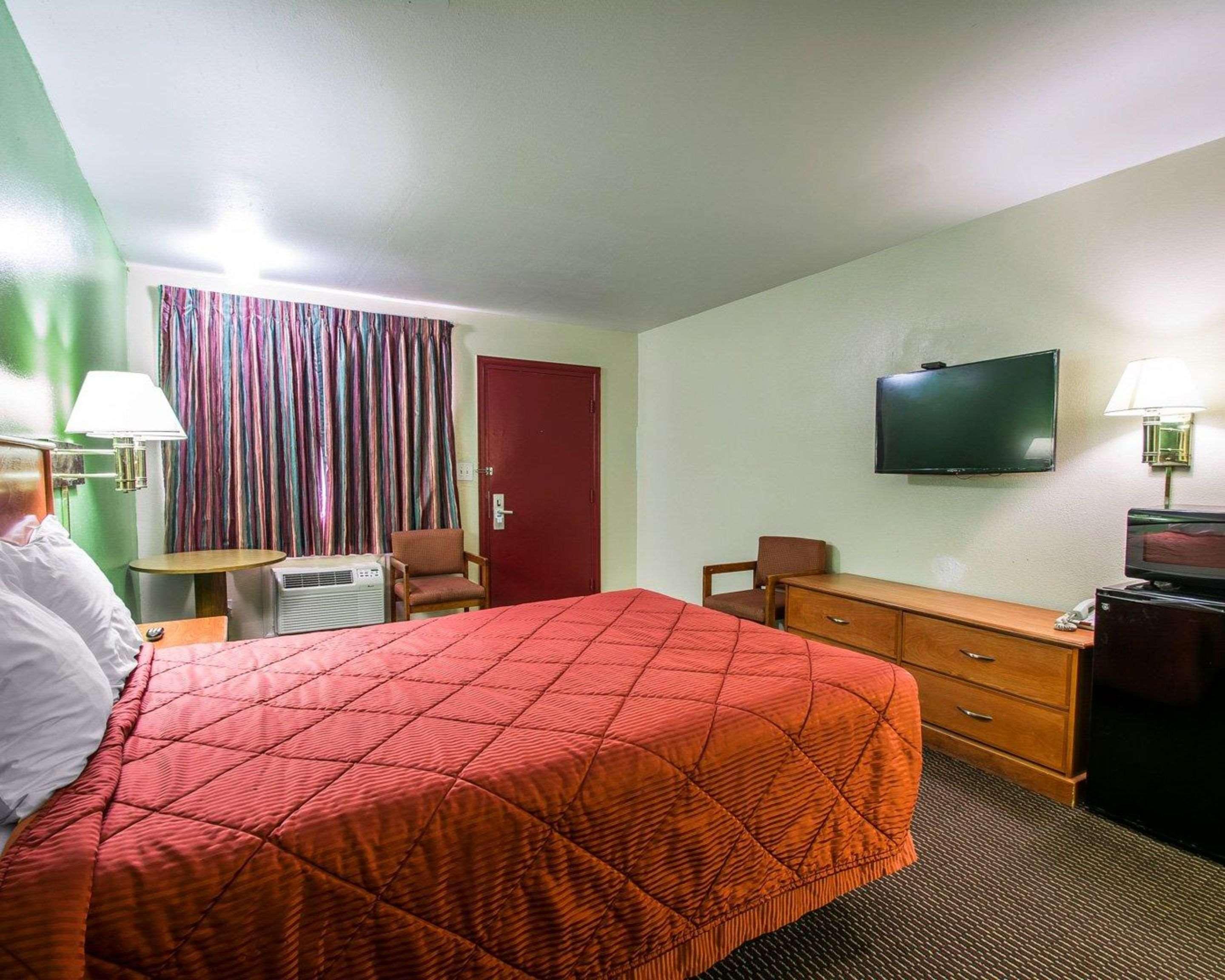 Rodeway Inn Fort Pierce I-95 Bagian luar foto
