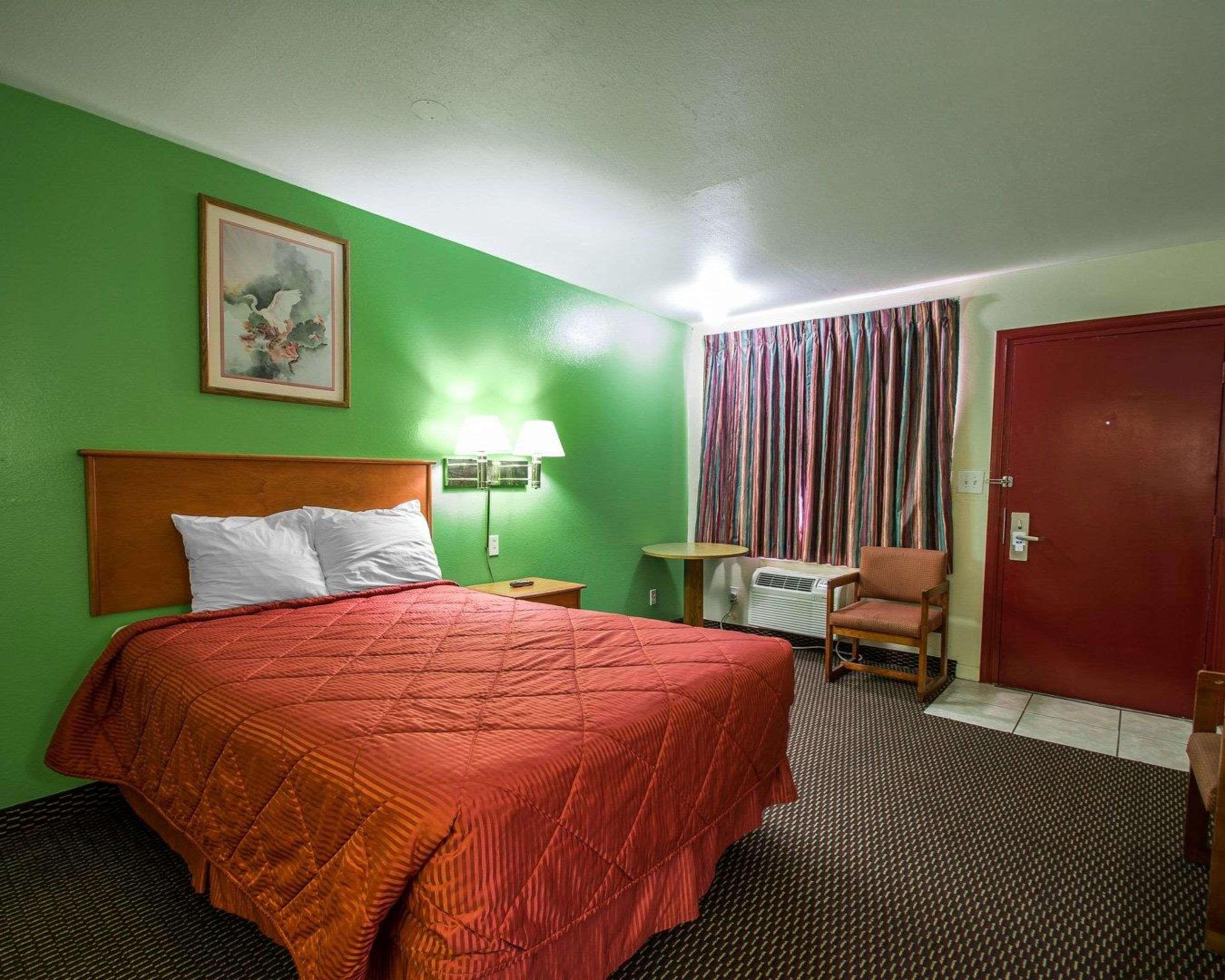 Rodeway Inn Fort Pierce I-95 Bagian luar foto