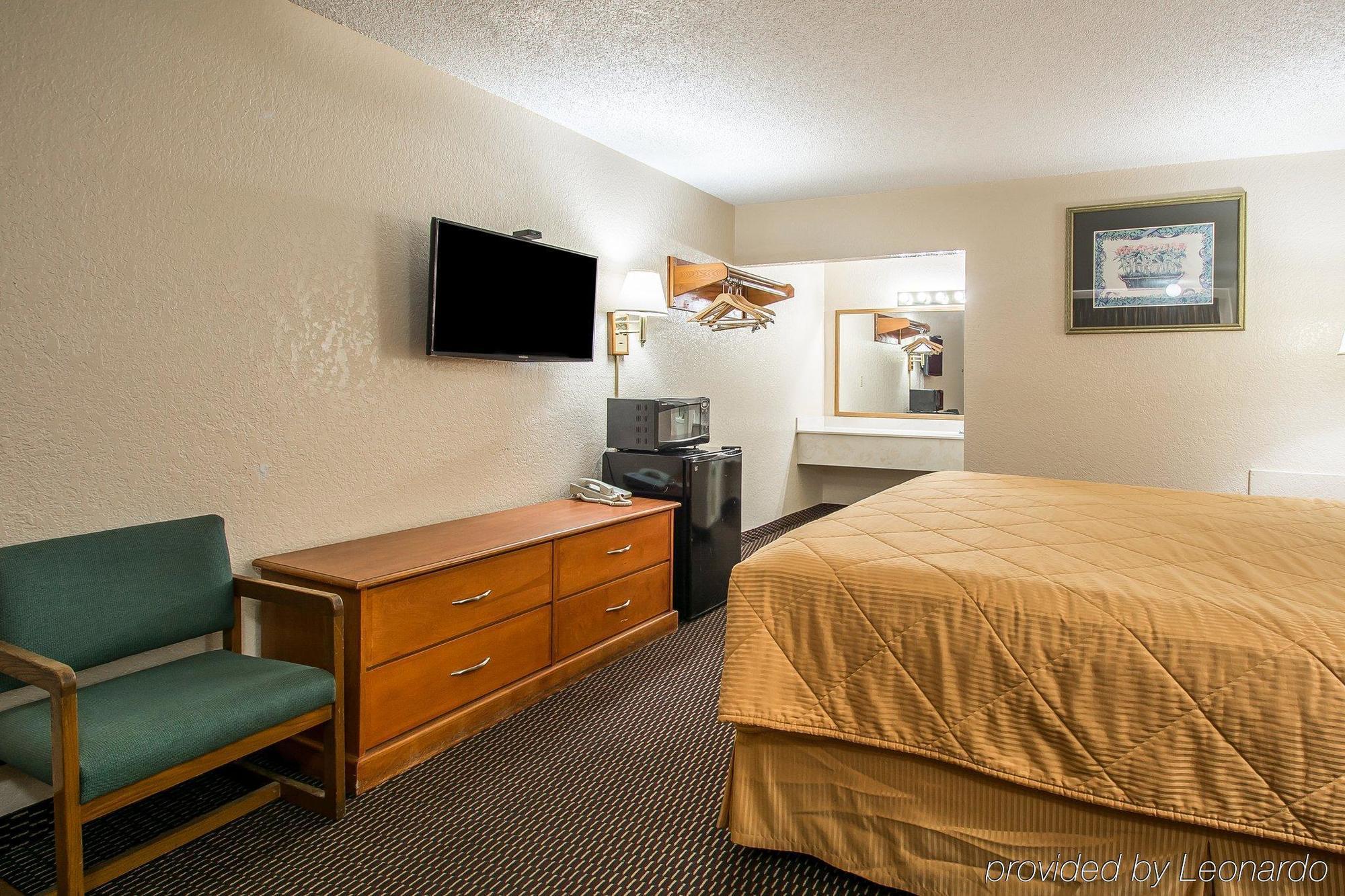 Rodeway Inn Fort Pierce I-95 Bagian luar foto