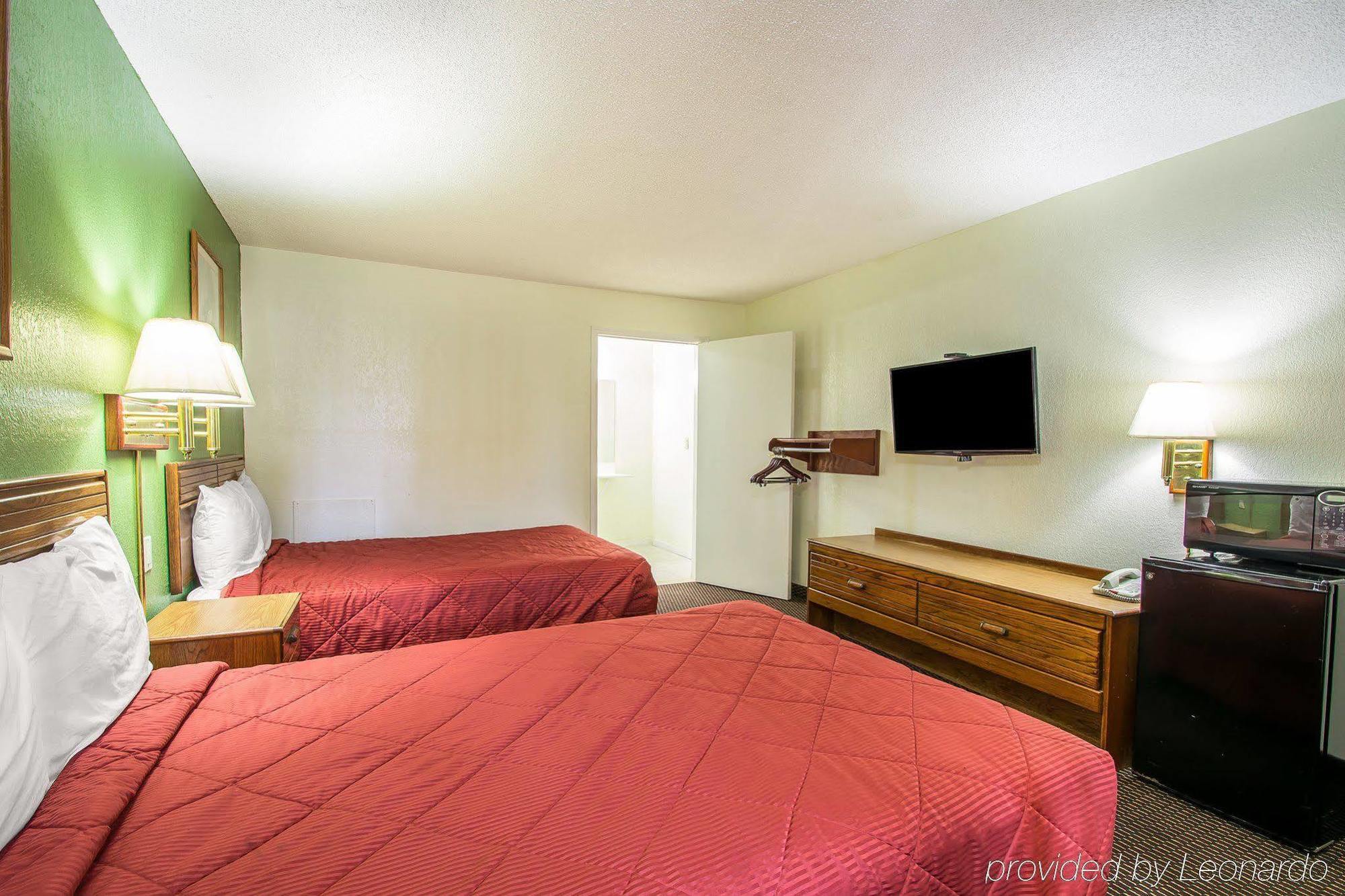 Rodeway Inn Fort Pierce I-95 Bagian luar foto